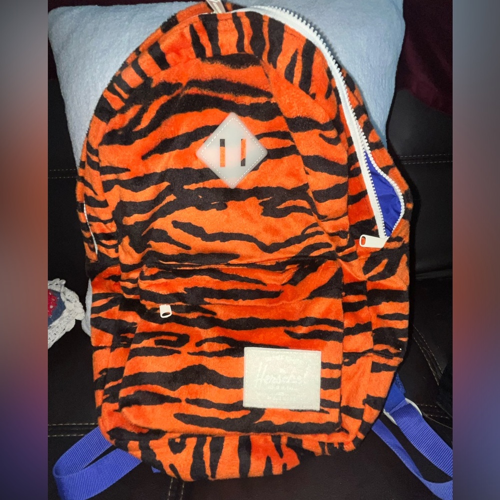 Herschel x Nordstrom limited edition Tiger print Backpack NEW NWOT